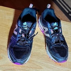 NEW BALANCE black pink techride 412 v3 all terrain sneakers women’s 9.5 Wide